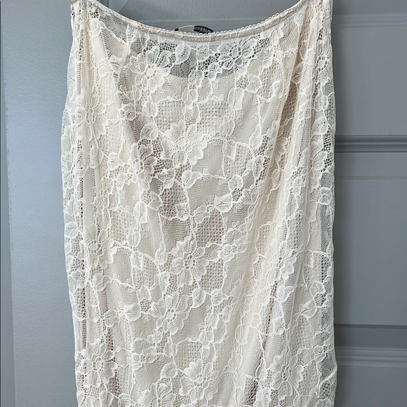 House of CB Therese Lace Floral Maxi Skirt - Picture 6 of 11